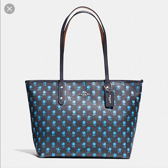 Coach Handbags - Coach City Zip Tote
